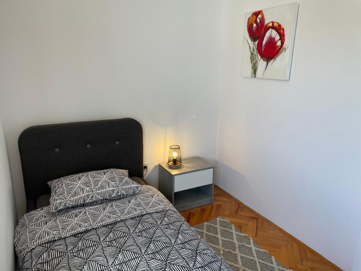 Apartment Tulip Premantura Kültér fotó